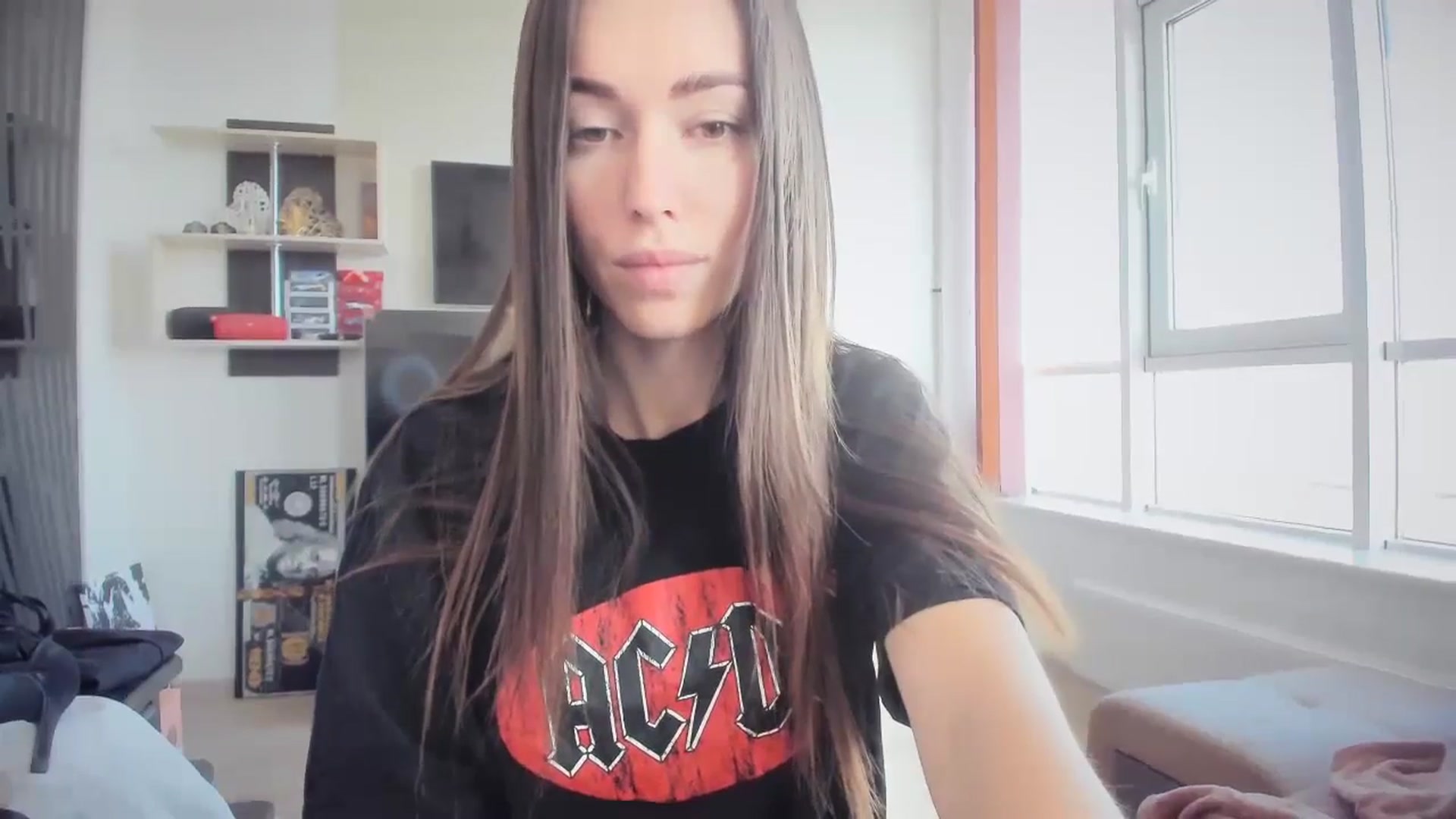 Gallery image thumbnail from laurensaenz's myfreecams stream on, 11/24/2024, 08:55 image 3 of 20