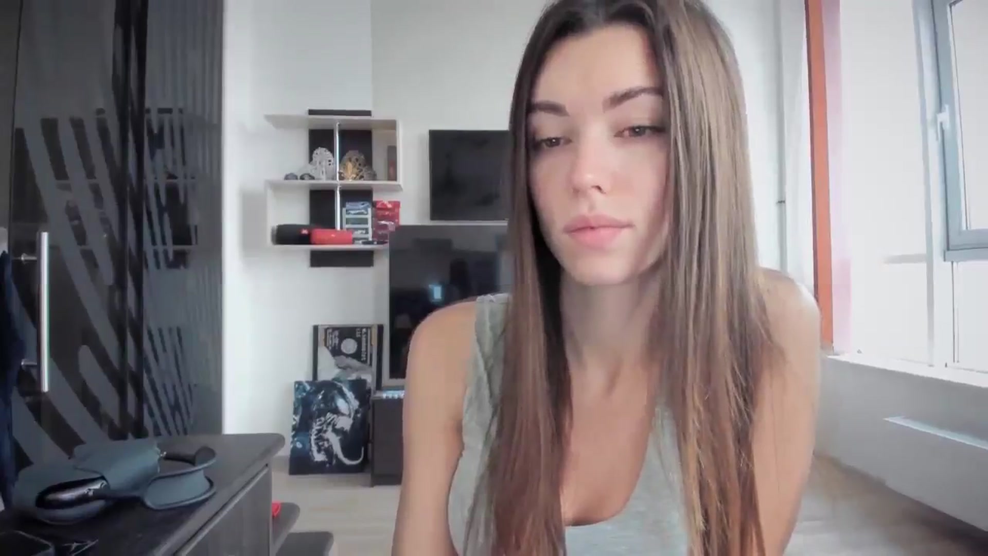 Gallery image thumbnail from laurensaenz's myfreecams stream on, 12/04/2024, 06:37 image 10 of 20