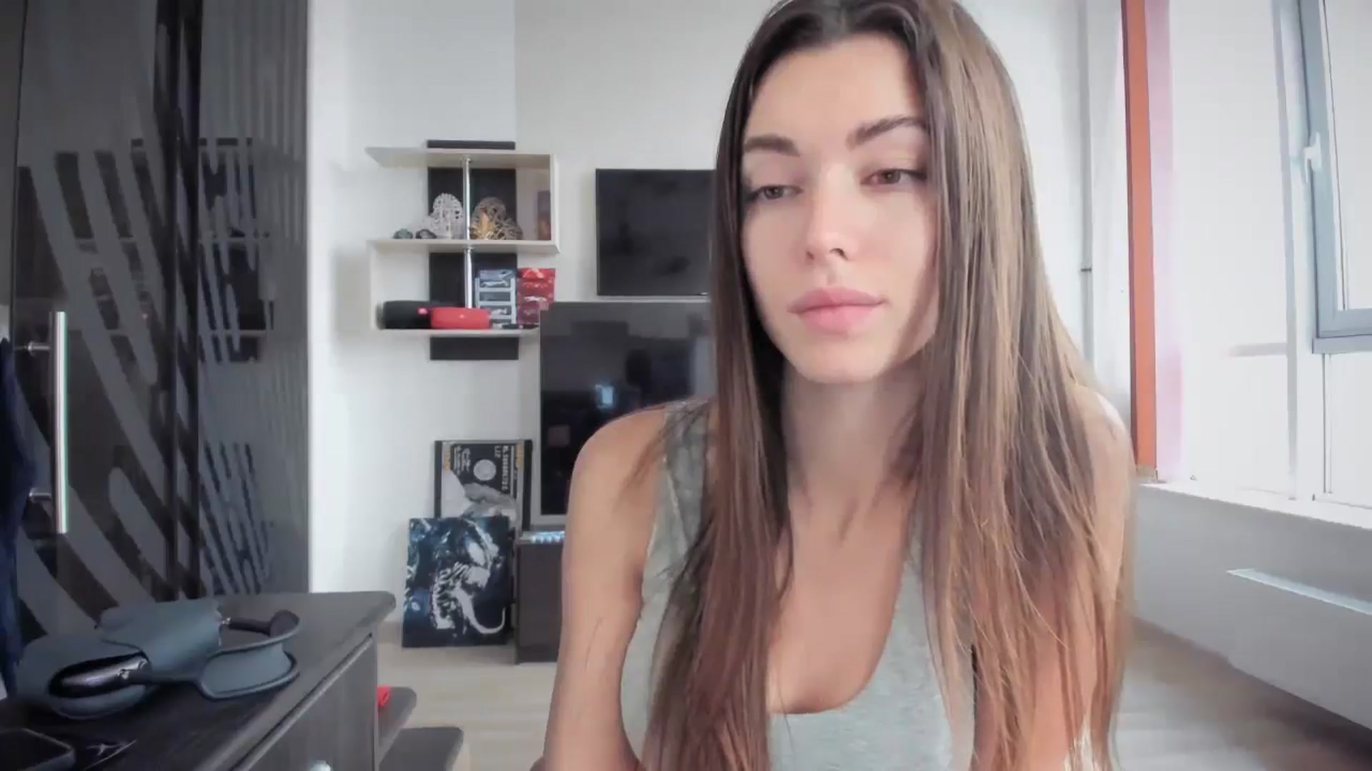 Gallery image thumbnail from laurensaenz's myfreecams stream on, 12/04/2024, 06:37 image 18 of 20