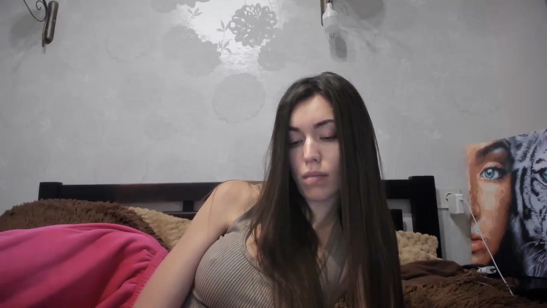 Gallery image thumbnail from laurensaenz's myfreecams stream on, 12/07/2024, 12:11 image 4 of 20