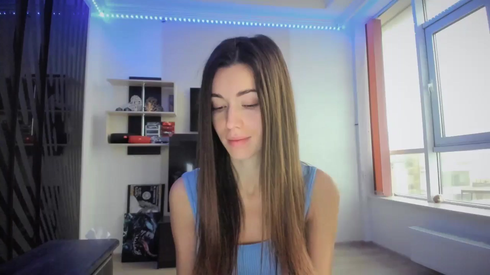 Gallery image thumbnail from laurensaenz's myfreecams stream on, 12/08/2024, 09:08 image 1 of 20