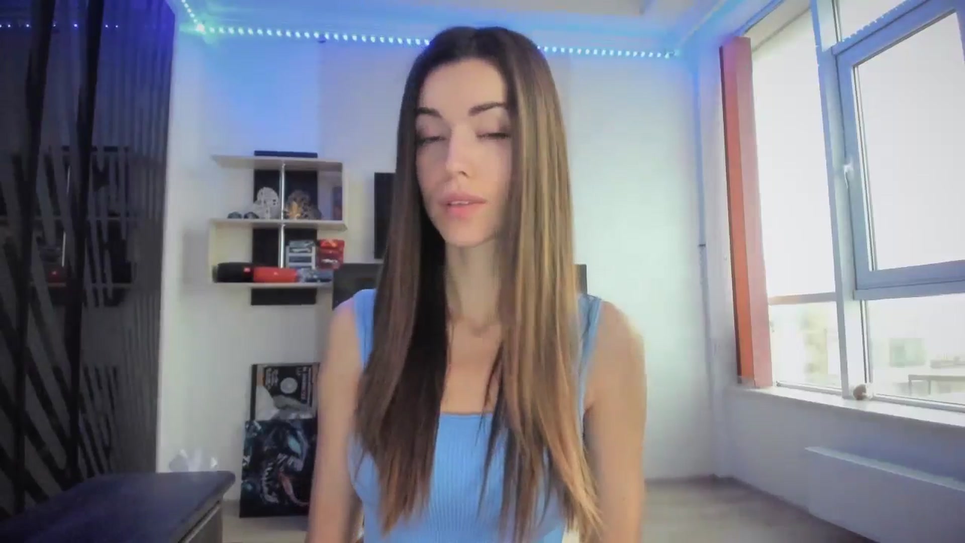 Gallery image thumbnail from laurensaenz's myfreecams stream on, 12/08/2024, 09:08 image 2 of 20