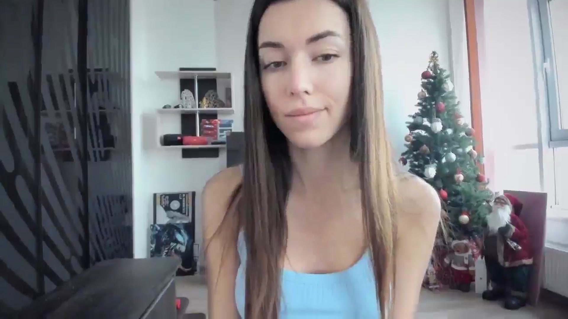 Gallery image thumbnail from laurensaenz's myfreecams stream on, 12/23/2024, 08:26 image 4 of 20