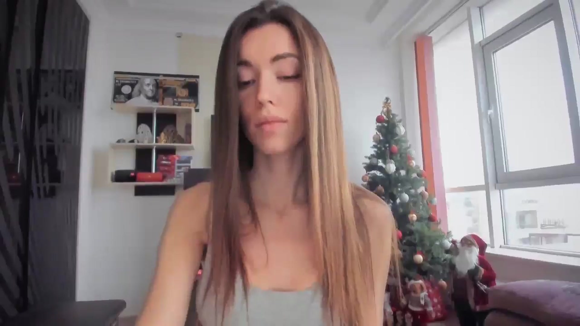 Gallery image thumbnail from laurensaenz's myfreecams stream on, 12/28/2024, 08:31 image 4 of 20