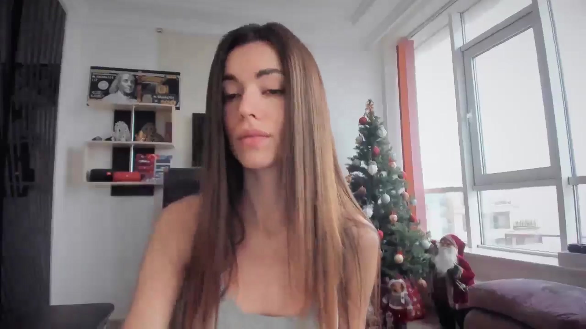 Gallery image thumbnail from laurensaenz's myfreecams stream on, 12/28/2024, 08:31 image 17 of 20