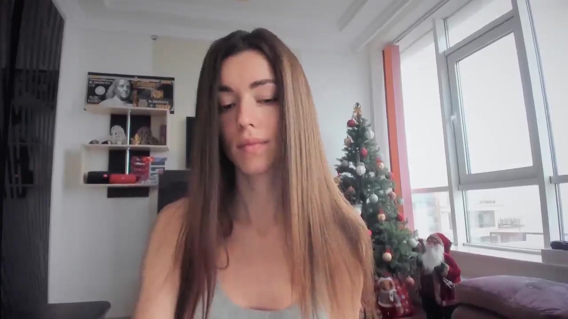 Gallery image thumbnail from laurensaenz's myfreecams stream on, 12/28/2024, 08:31 image 15 of 20