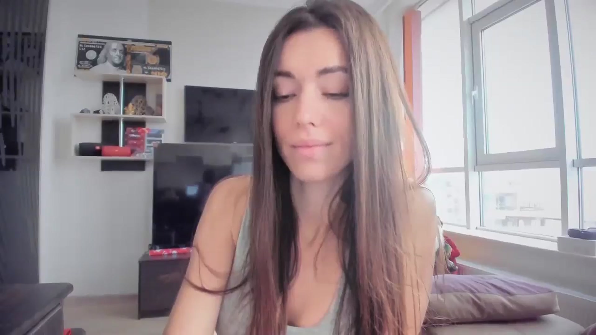 Gallery image thumbnail from laurensaenz's myfreecams stream on, 12/28/2024, 09:54 image 9 of 20
