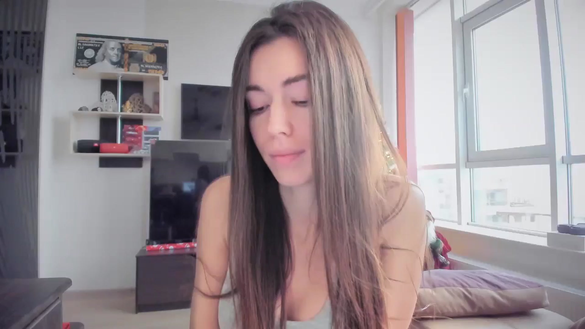 Gallery image thumbnail from laurensaenz's myfreecams stream on, 12/28/2024, 09:54 image 14 of 20