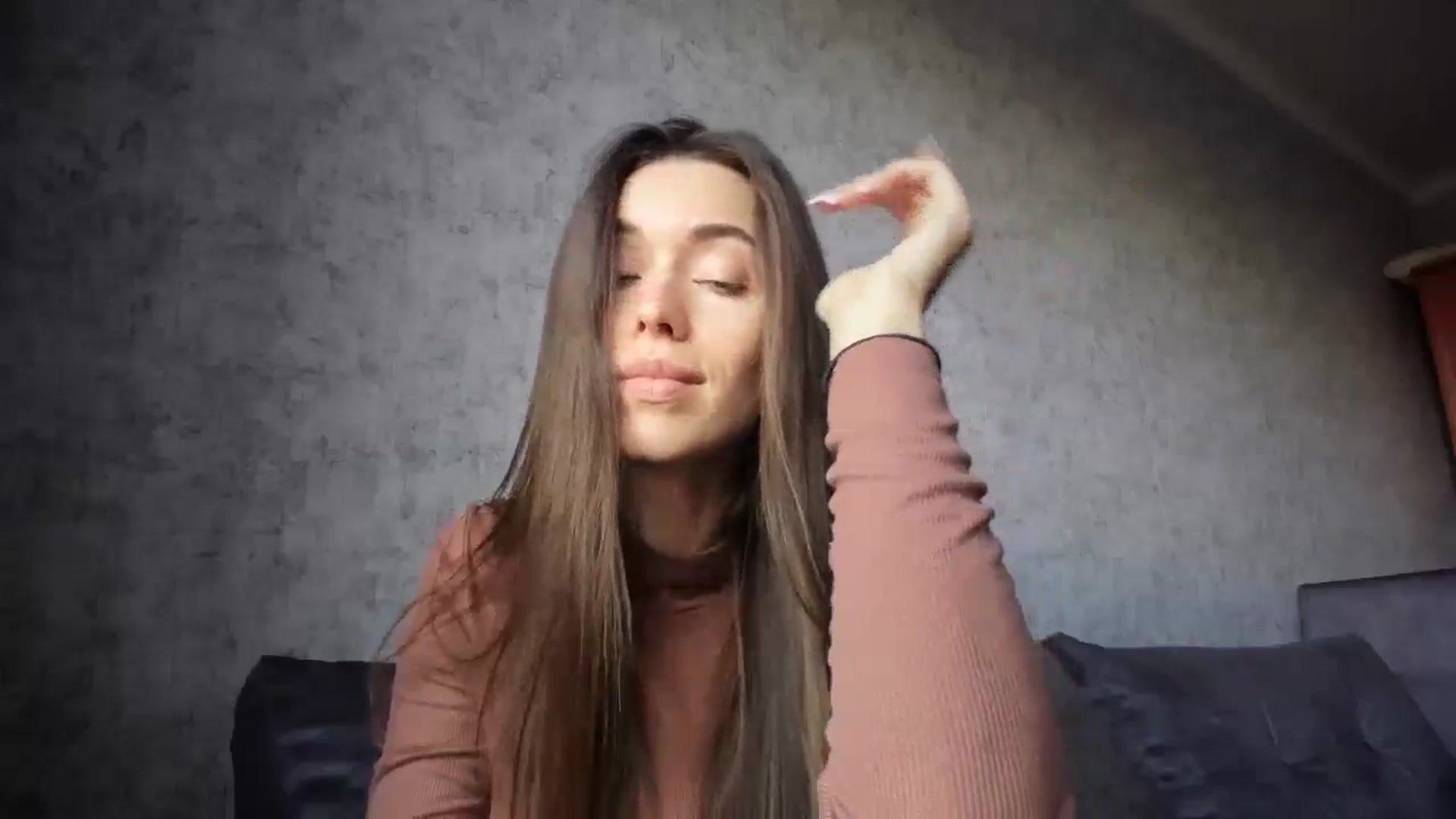 Gallery image thumbnail from laurensaenz's myfreecams stream on, 01/09/2025, 12:46 image 3 of 20