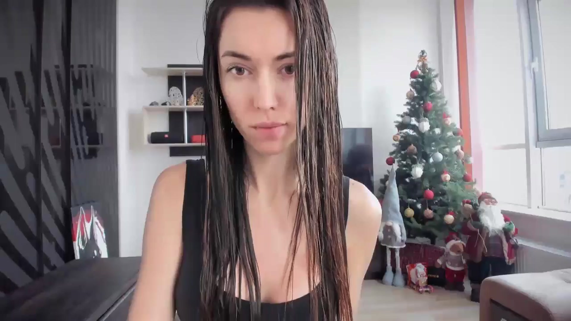 Gallery image thumbnail from laurensaenz's myfreecams stream on, 01/17/2025, 09:39 image 4 of 20