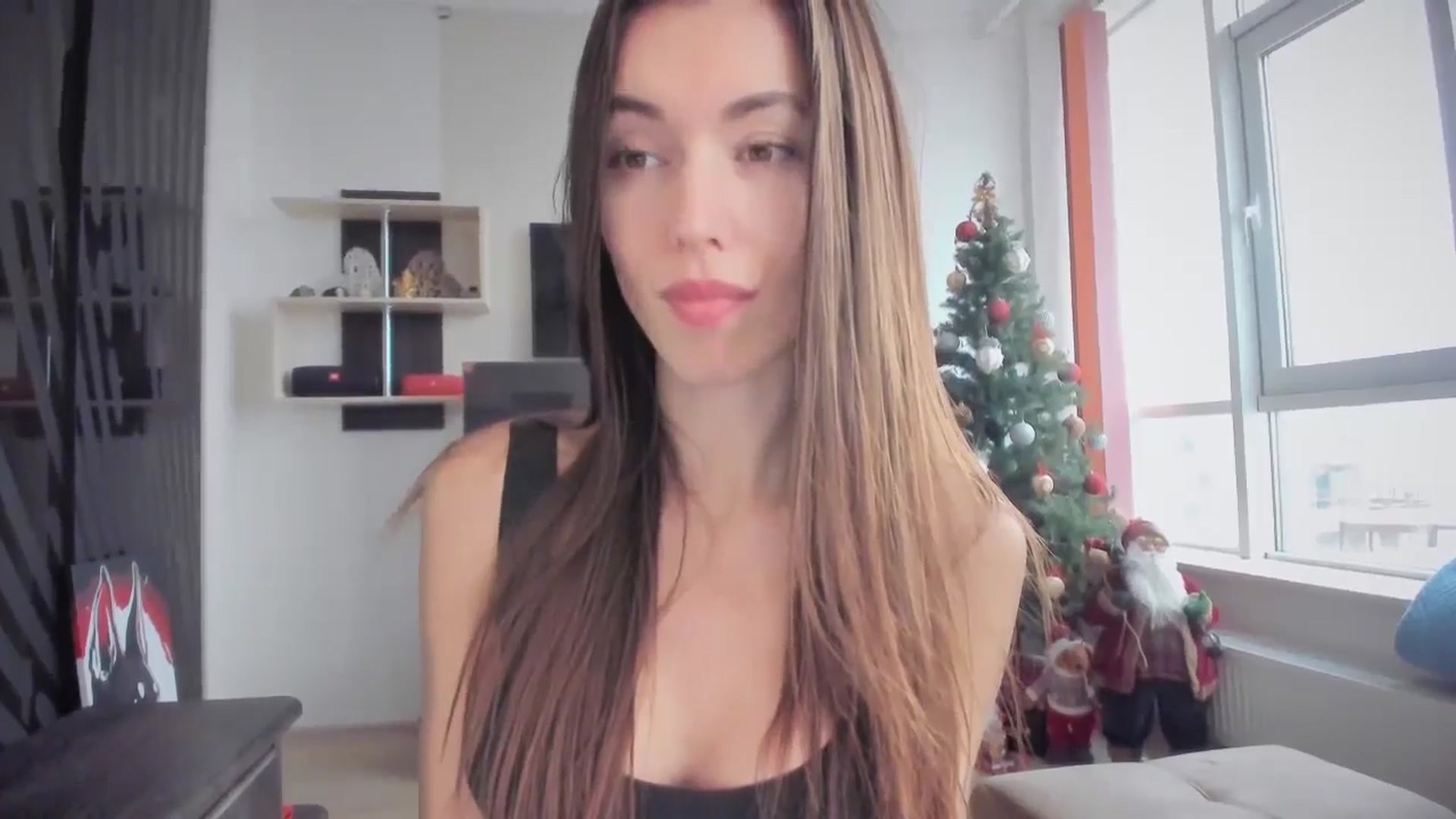Gallery image thumbnail from laurensaenz's myfreecams stream on, 01/18/2025, 09:07 image 3 of 20