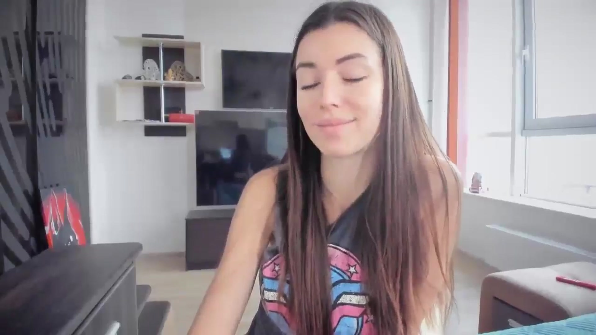 Gallery image thumbnail from laurensaenz's myfreecams stream on, 01/21/2025, 09:44 image 18 of 20