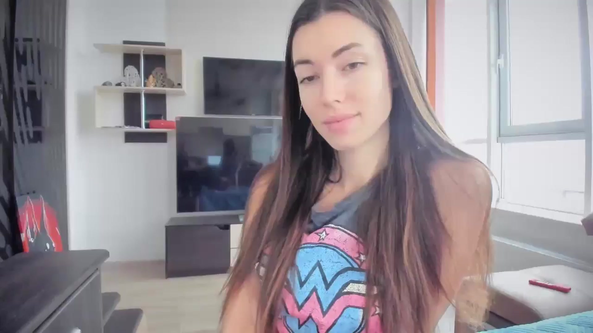 Gallery image thumbnail from laurensaenz's myfreecams stream on, 01/21/2025, 09:44 image 7 of 20