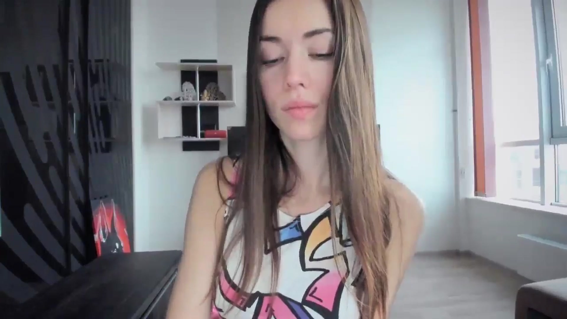 Gallery image thumbnail from laurensaenz's myfreecams stream on, 01/22/2025, 06:52 image 16 of 20