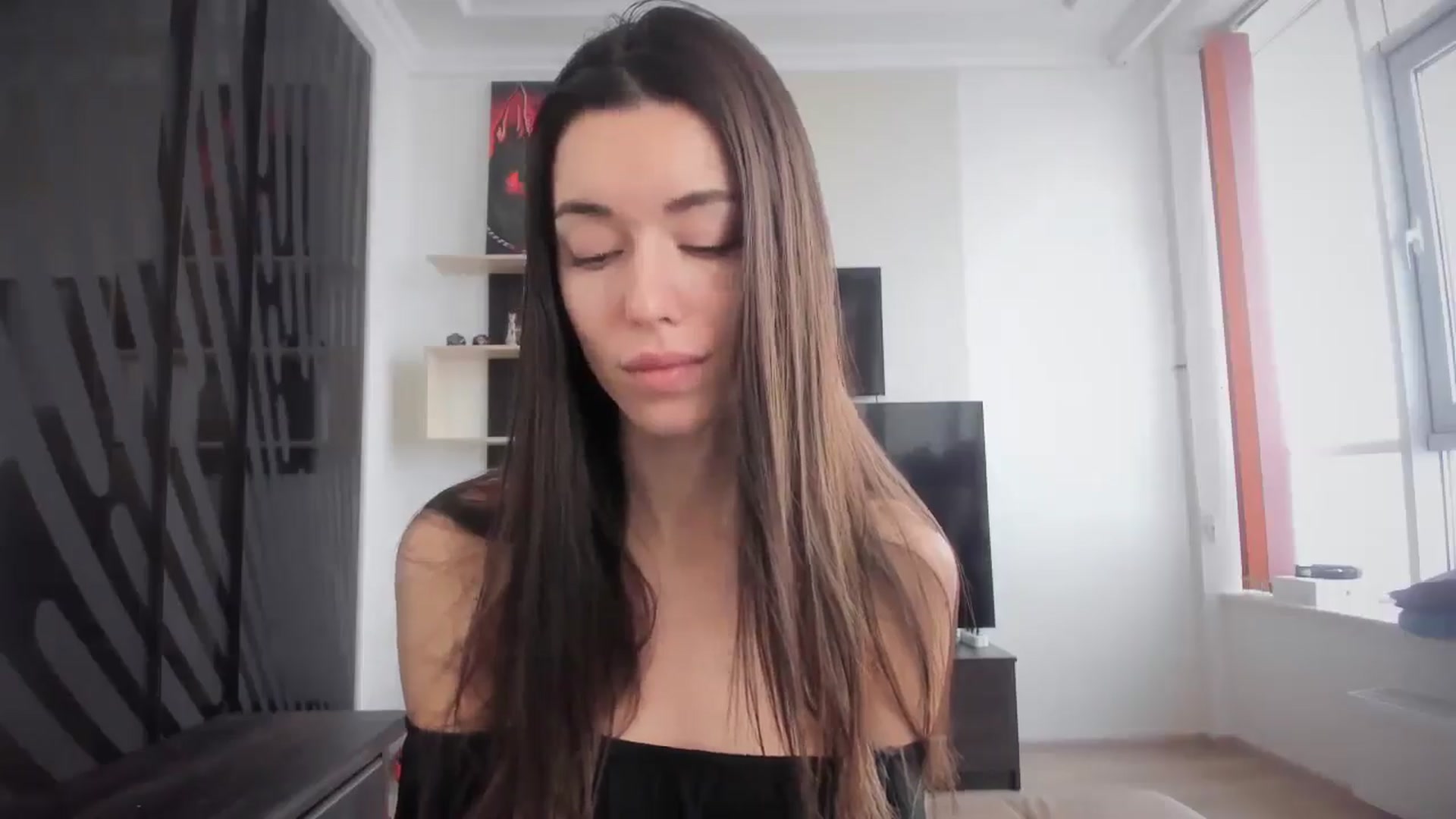 Gallery image thumbnail from laurensaenz's myfreecams stream on, 01/30/2025, 09:41 image 4 of 20