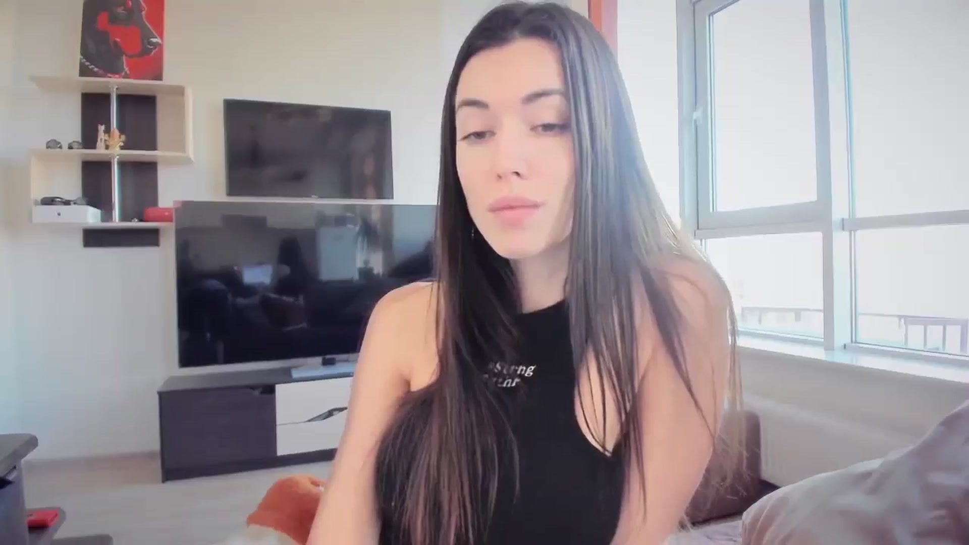 Gallery image thumbnail from laurensaenz's myfreecams stream on, 02/08/2025, 14:09 image 11 of 20