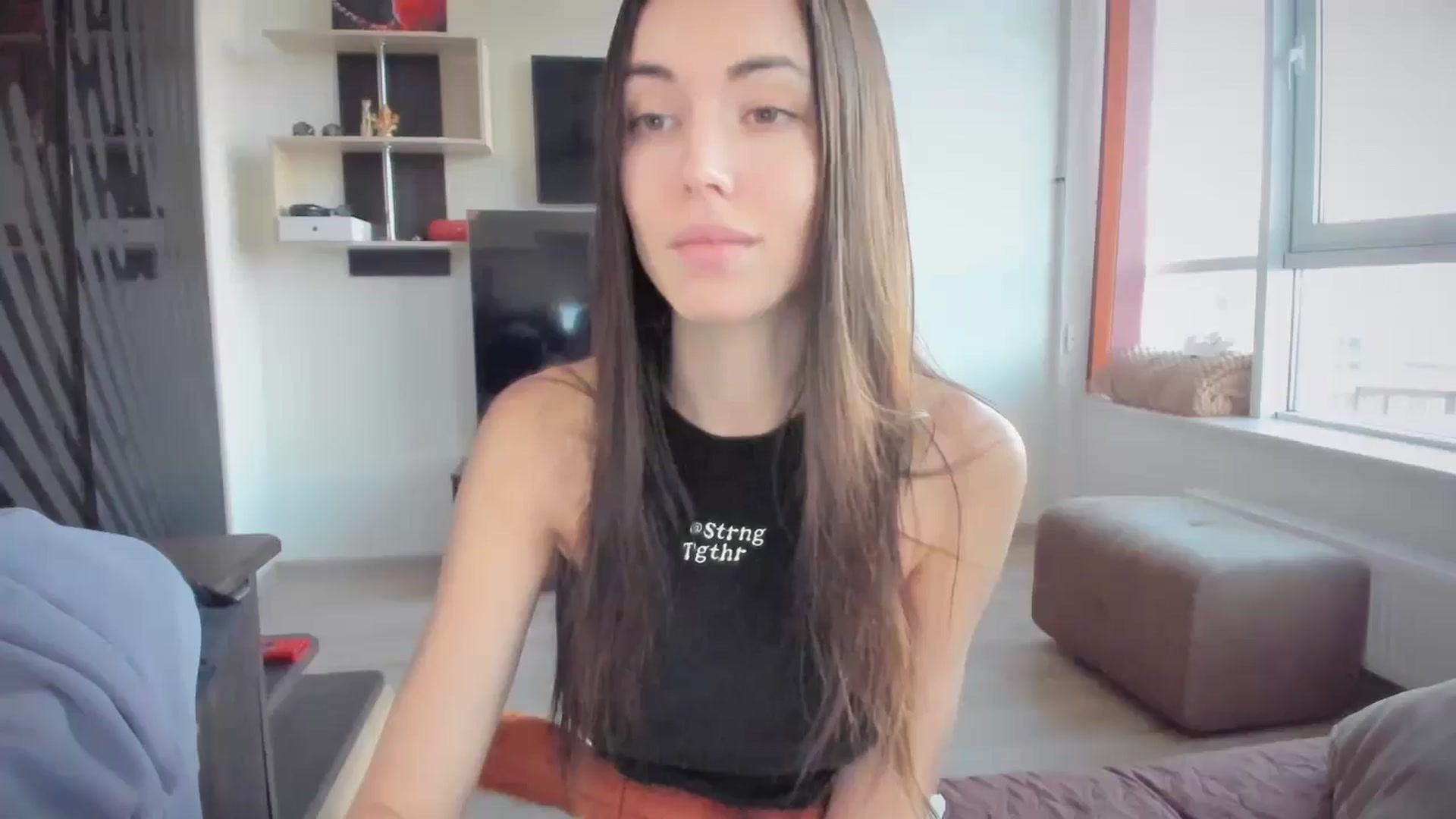 Gallery image thumbnail from laurensaenz's myfreecams stream on, 02/08/2025, 14:49 image 20 of 20
