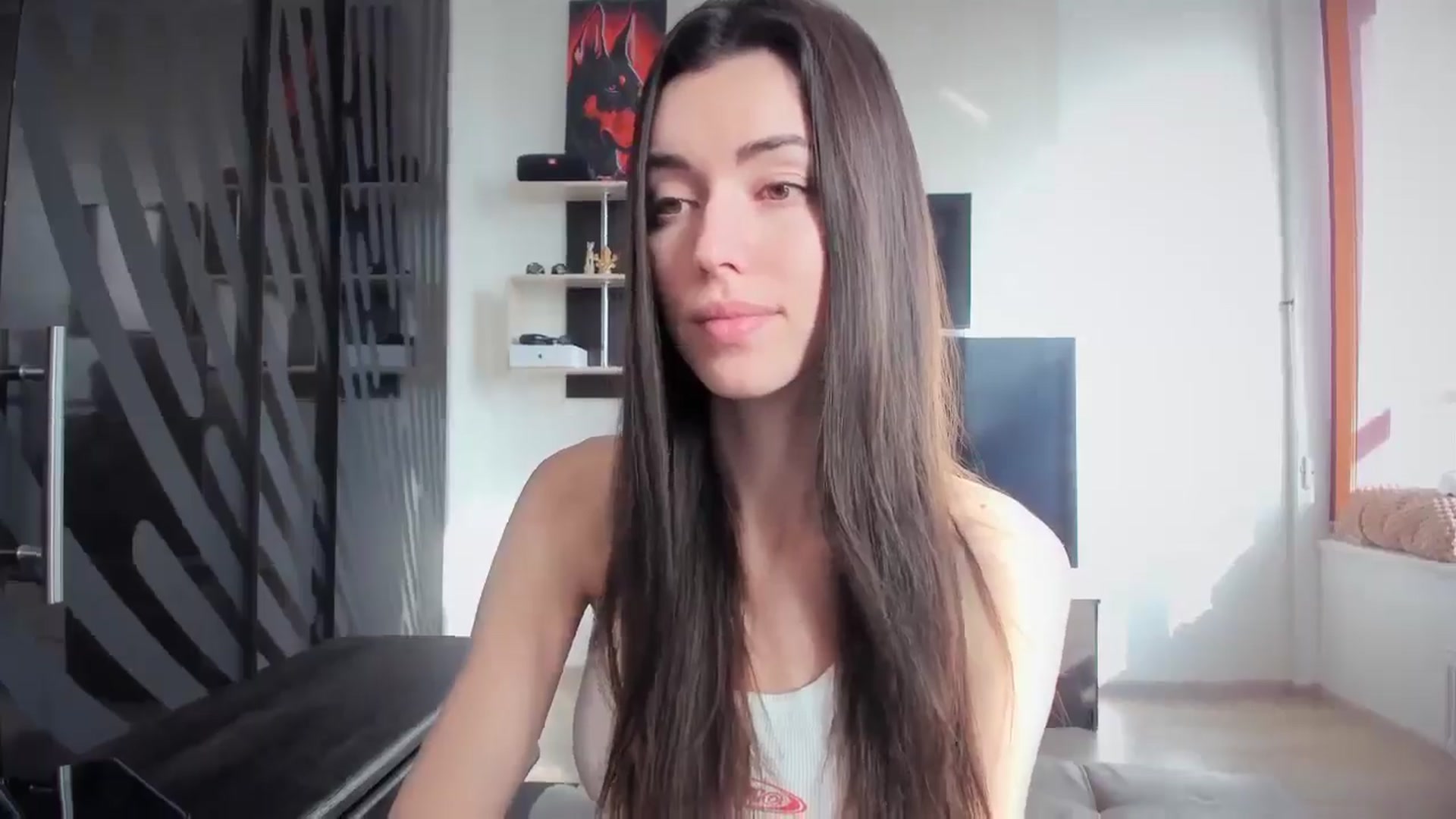 Gallery image thumbnail from laurensaenz's myfreecams stream on, 02/10/2025, 07:32 image 6 of 20