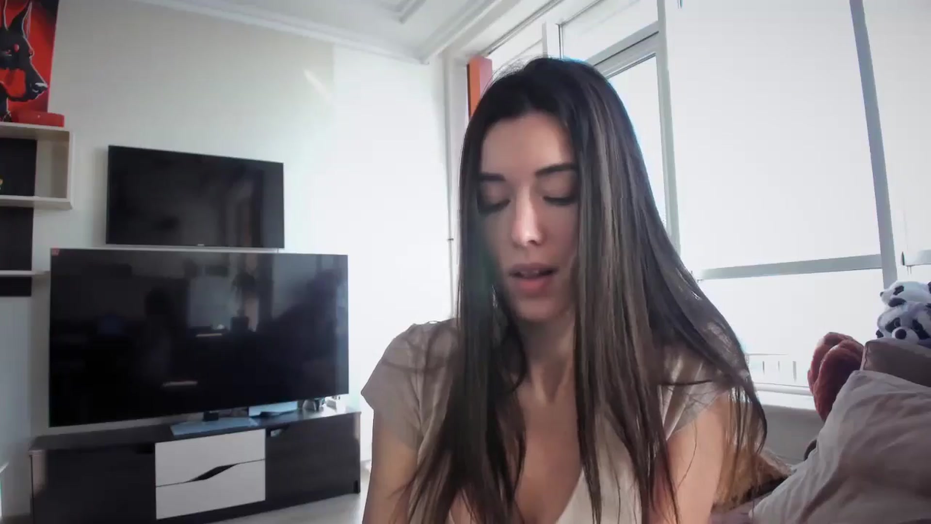 Gallery image thumbnail from laurensaenz's myfreecams stream on, 02/13/2025, 08:00 image 3 of 20