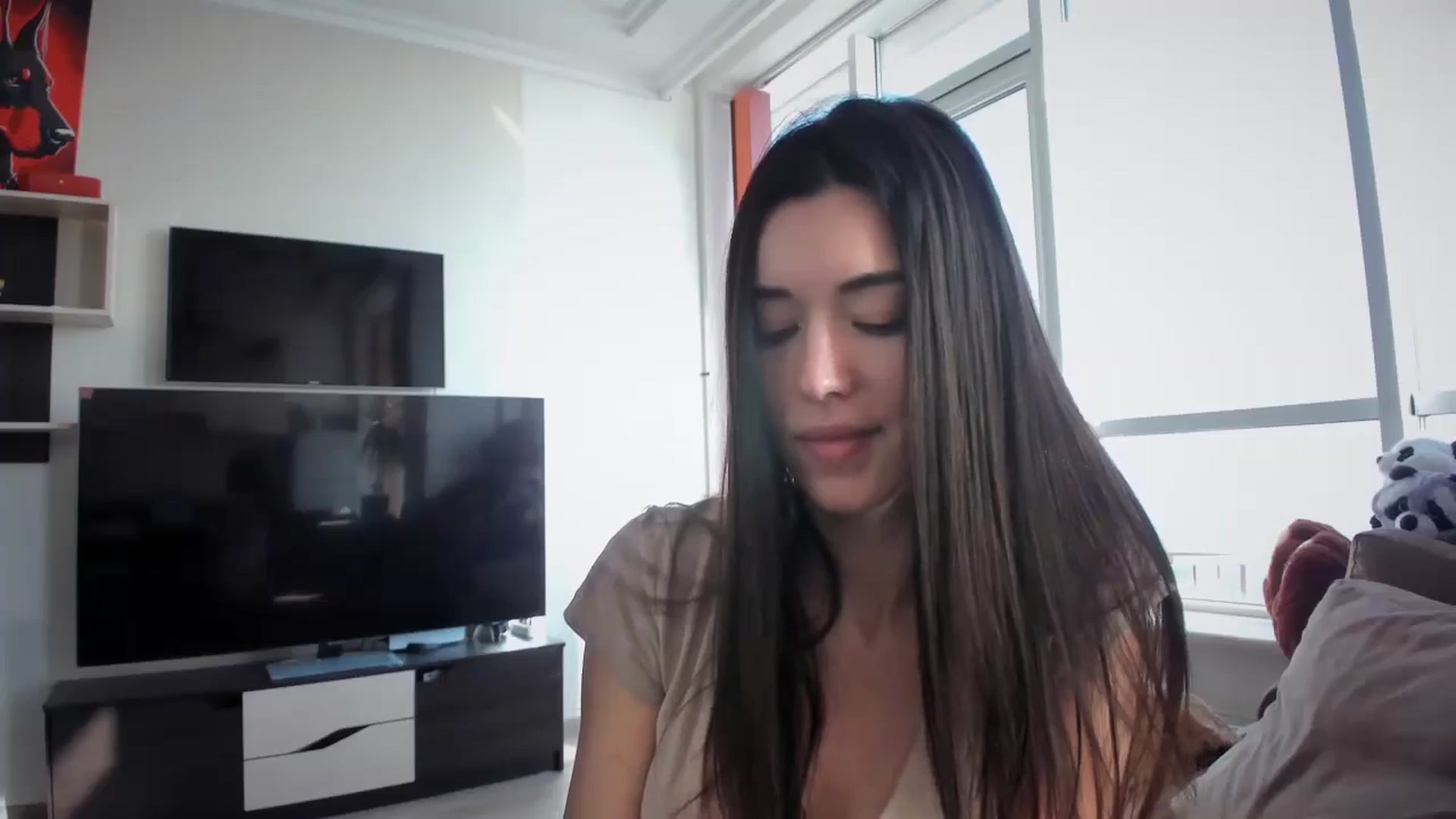 Gallery image thumbnail from laurensaenz's myfreecams stream on, 02/13/2025, 08:00 image 9 of 20