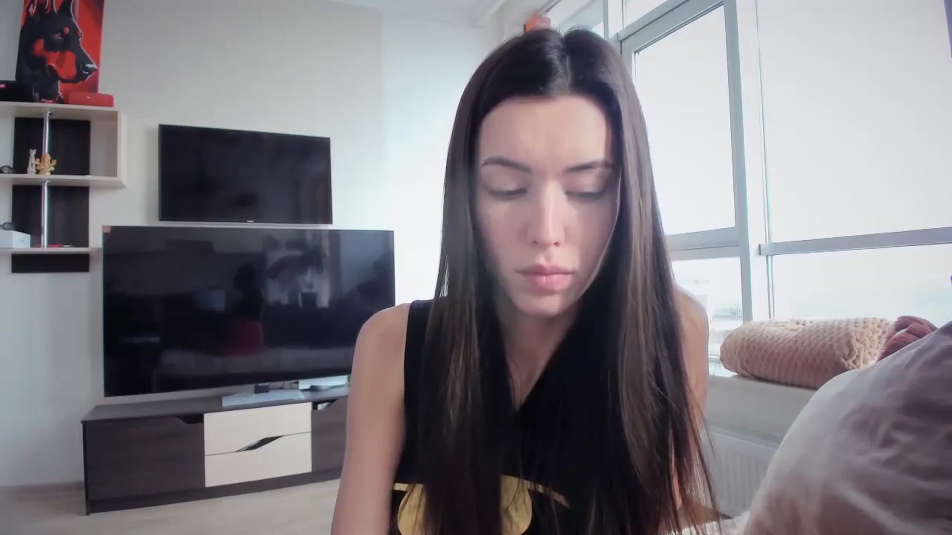Gallery image thumbnail from laurensaenz's myfreecams stream on, 02/18/2025, 08:41 image 5 of 20