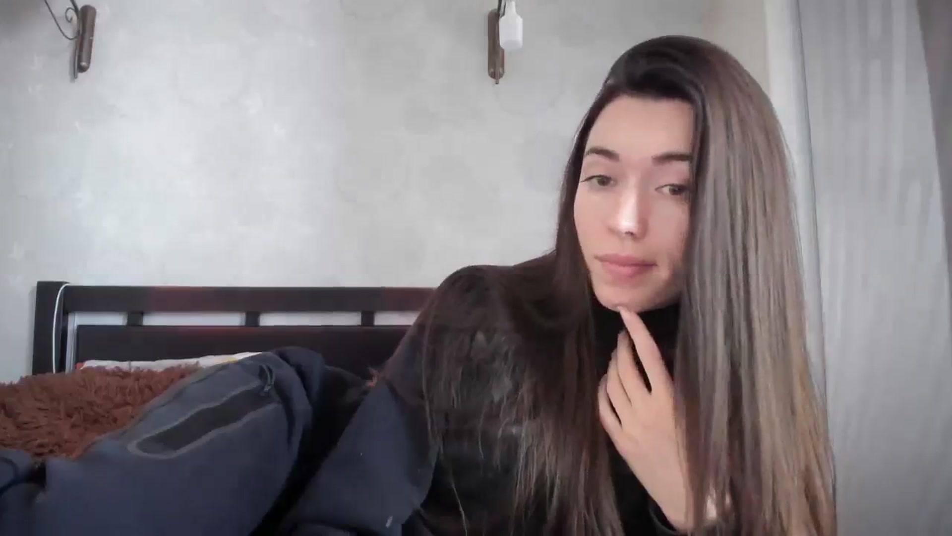 Gallery image thumbnail from laurensaenz's myfreecams stream on, 02/19/2025, 11:16 image 9 of 20