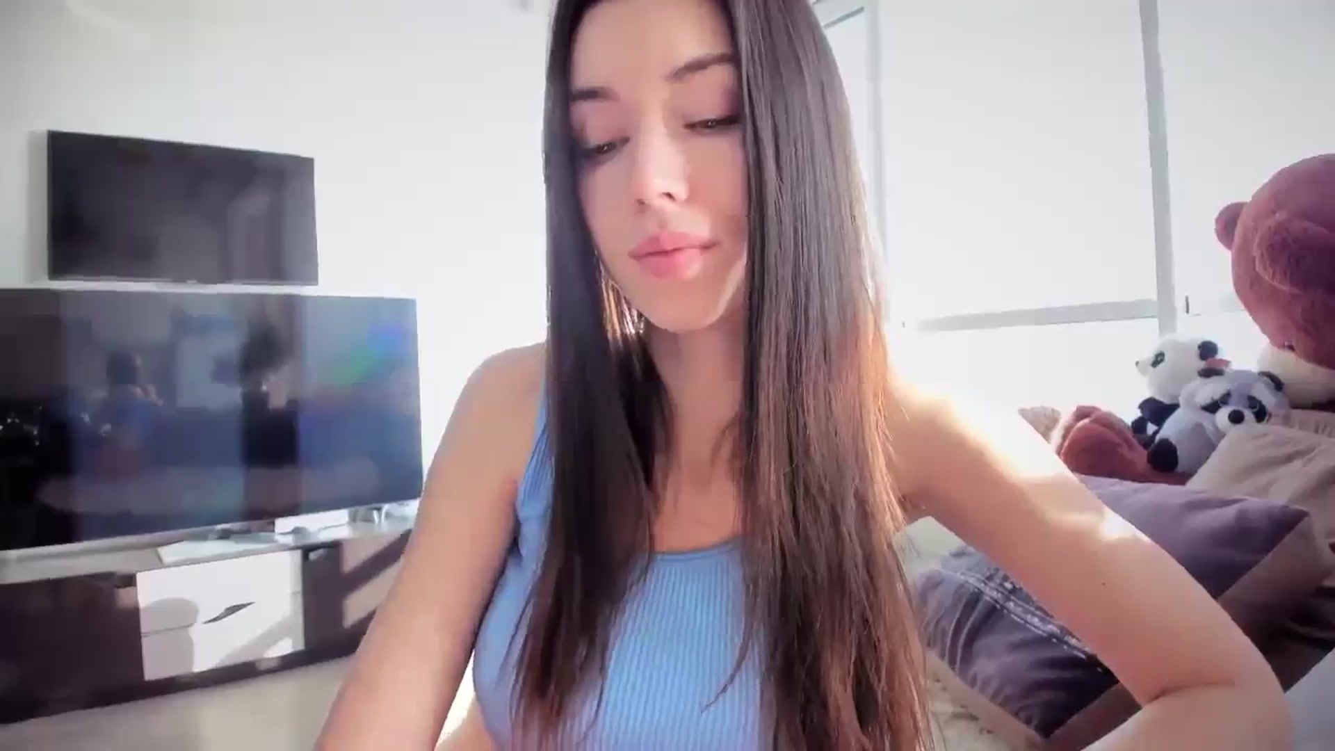 Gallery image thumbnail from laurensaenz's myfreecams stream on, 02/23/2025, 07:11 image 8 of 20