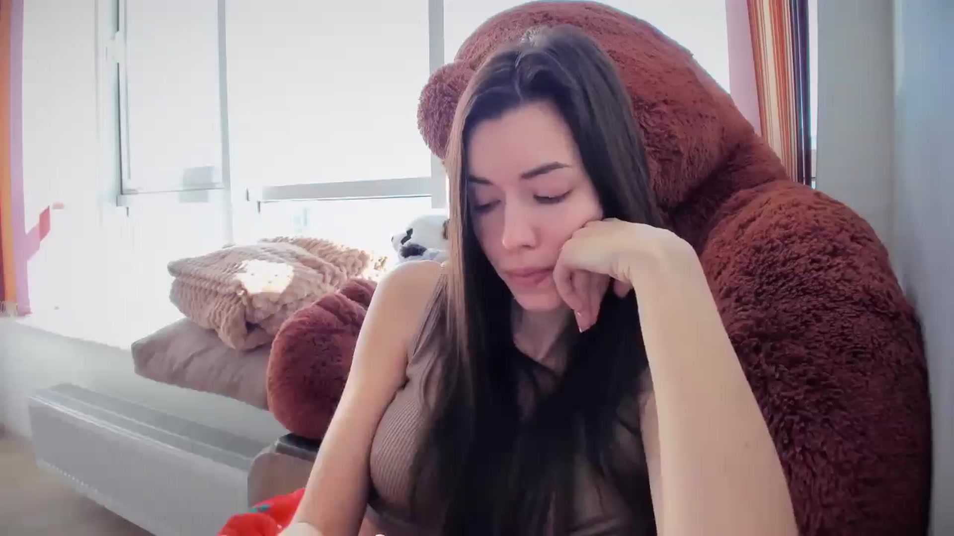 Gallery image thumbnail from laurensaenz's myfreecams stream on, 02/24/2025, 07:43 image 18 of 20