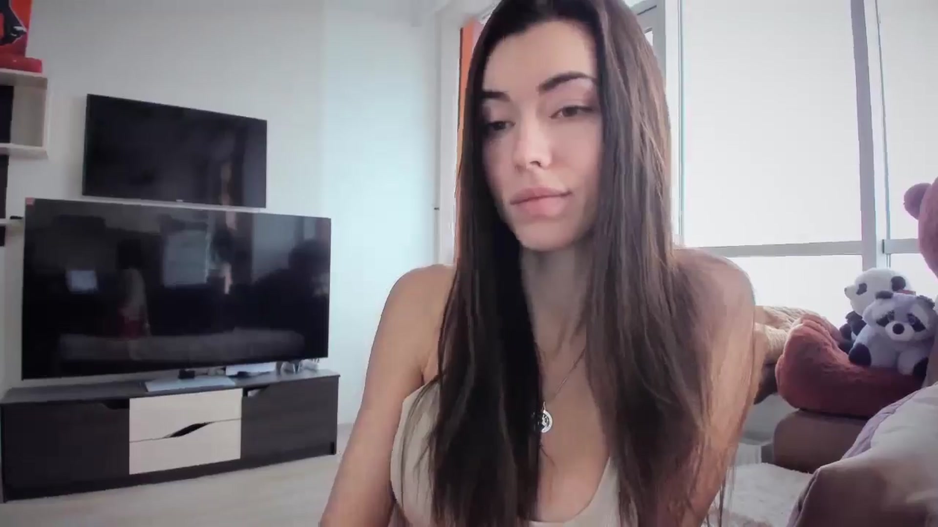 Gallery image thumbnail from laurensaenz's myfreecams stream on, 03/01/2025, 07:41 image 16 of 20