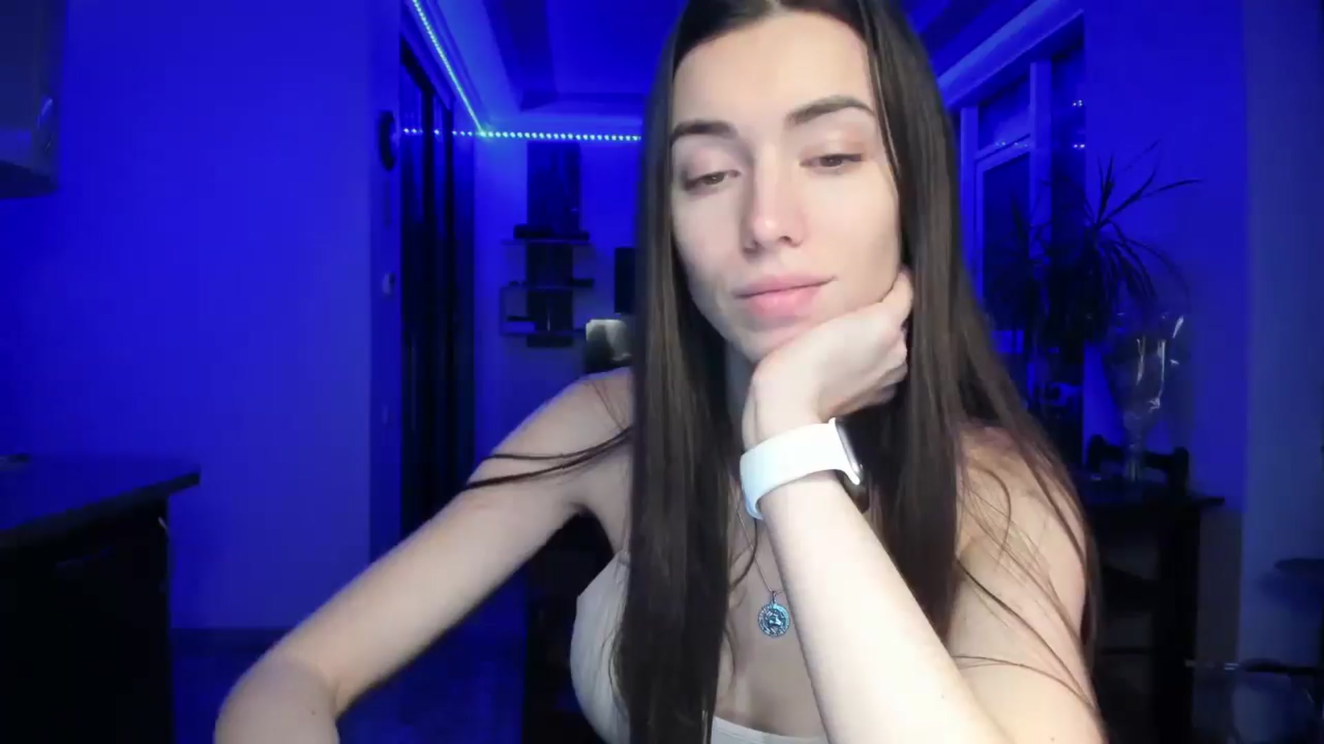 Gallery image thumbnail from laurensaenz's myfreecams stream on, 03/01/2025, 20:44 image 4 of 20
