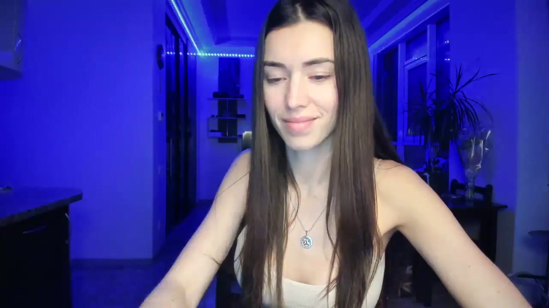 Gallery image thumbnail from laurensaenz's myfreecams stream on, 03/01/2025, 20:44 image 14 of 20