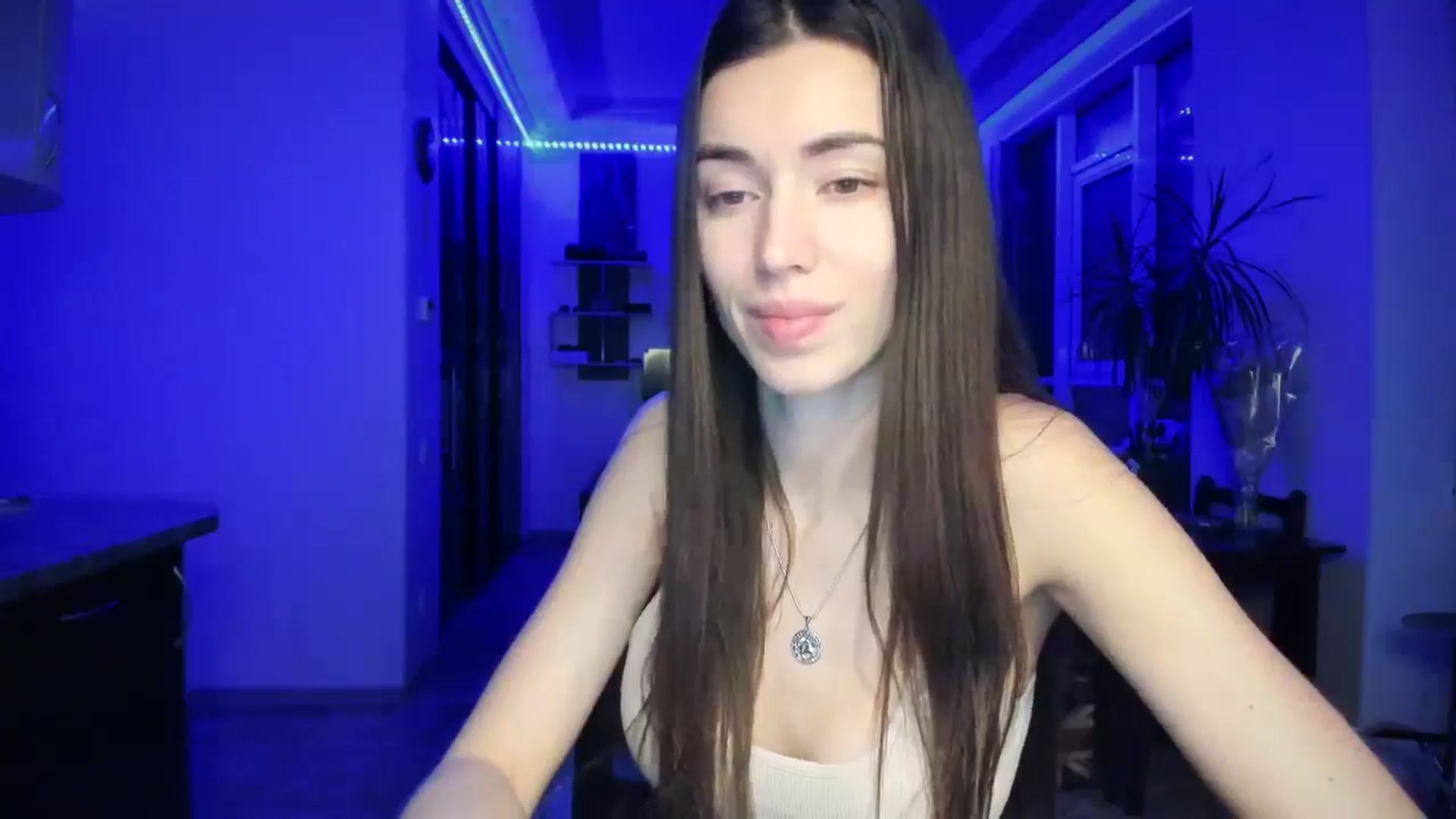 Gallery image thumbnail from laurensaenz's myfreecams stream on, 03/01/2025, 20:44 image 15 of 20