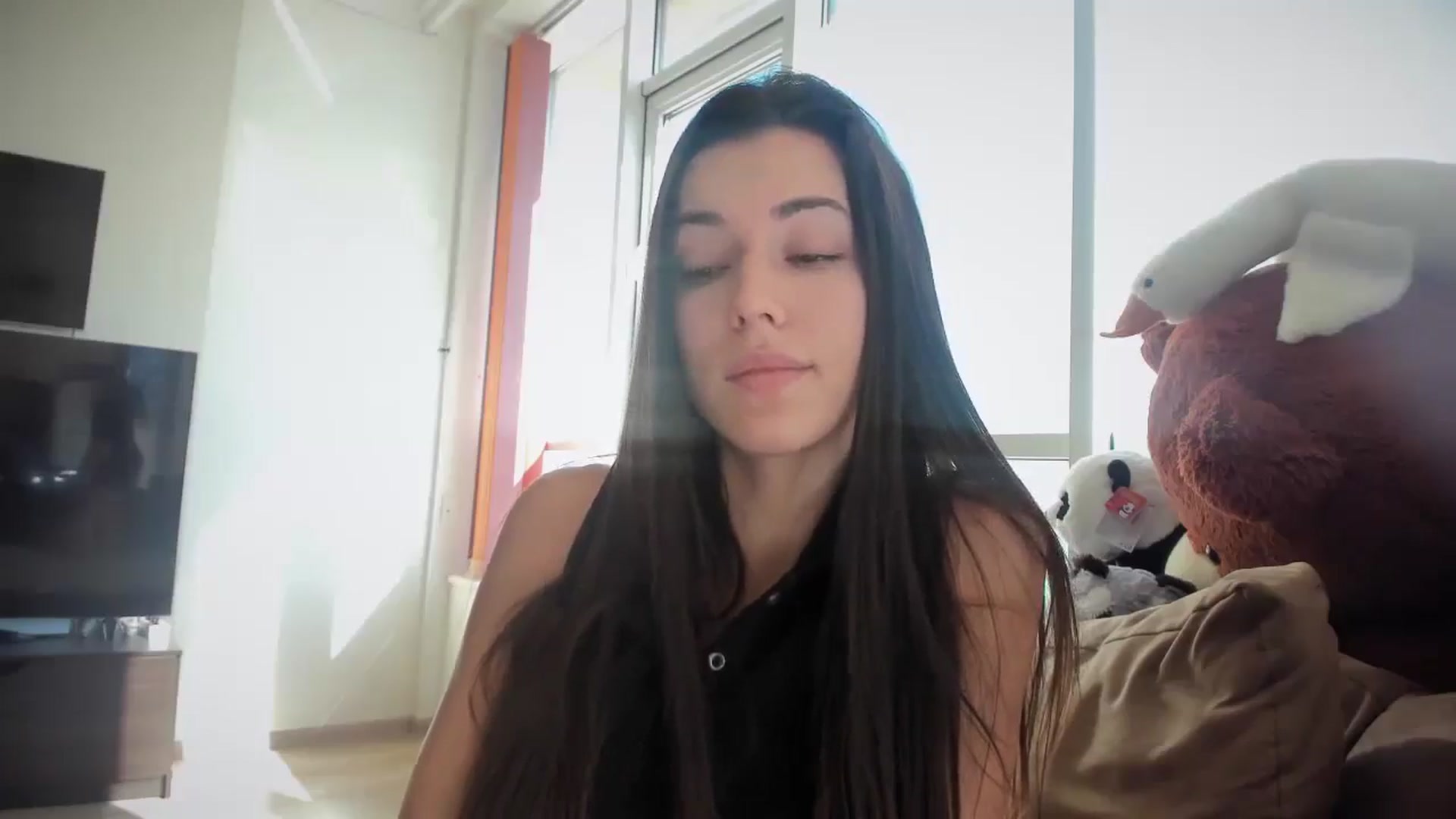 Gallery image thumbnail from laurensaenz's myfreecams stream on, 03/07/2025, 07:57 image 20 of 20