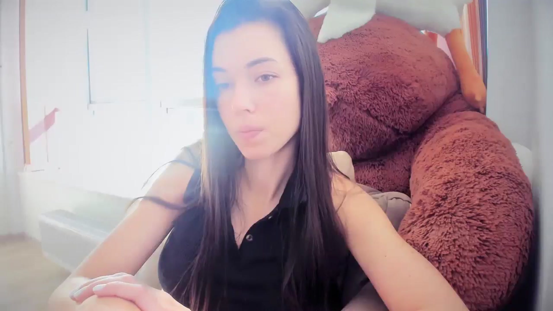 Gallery image thumbnail from laurensaenz's myfreecams stream on, 03/07/2025, 07:57 image 10 of 20