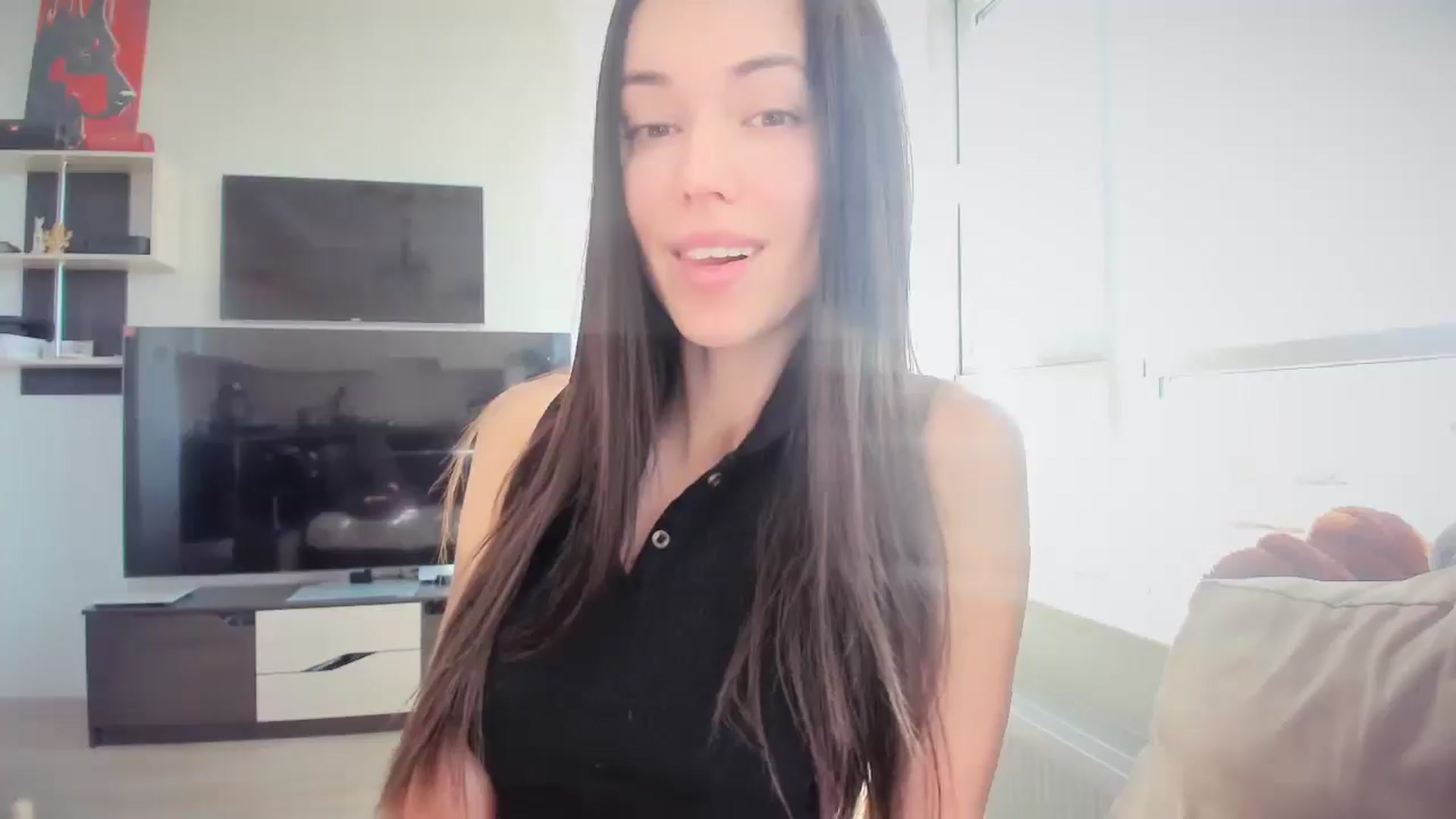 Gallery image thumbnail from laurensaenz's myfreecams stream on, 03/07/2025, 07:57 image 17 of 20