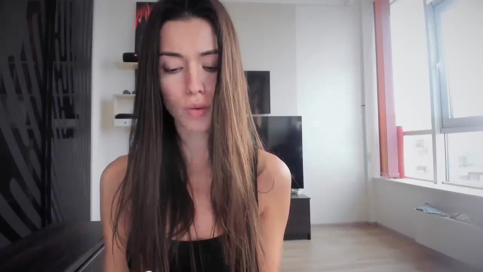 Gallery image thumbnail from laurensaenz's myfreecams stream on, 03/10/2025, 15:22 image 4 of 20