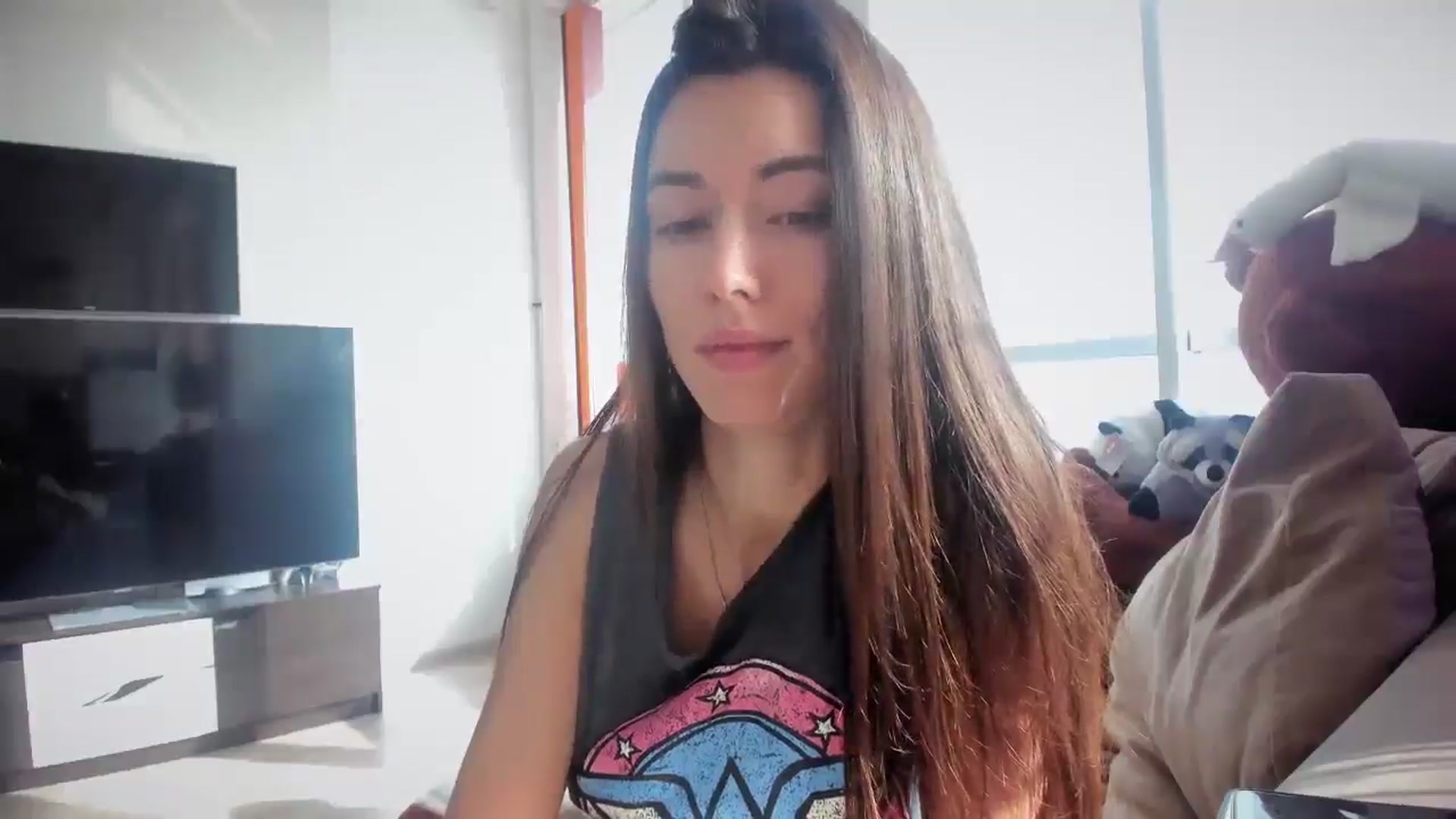 Gallery image thumbnail from laurensaenz's myfreecams stream on, 03/16/2025, 07:51 image 8 of 20