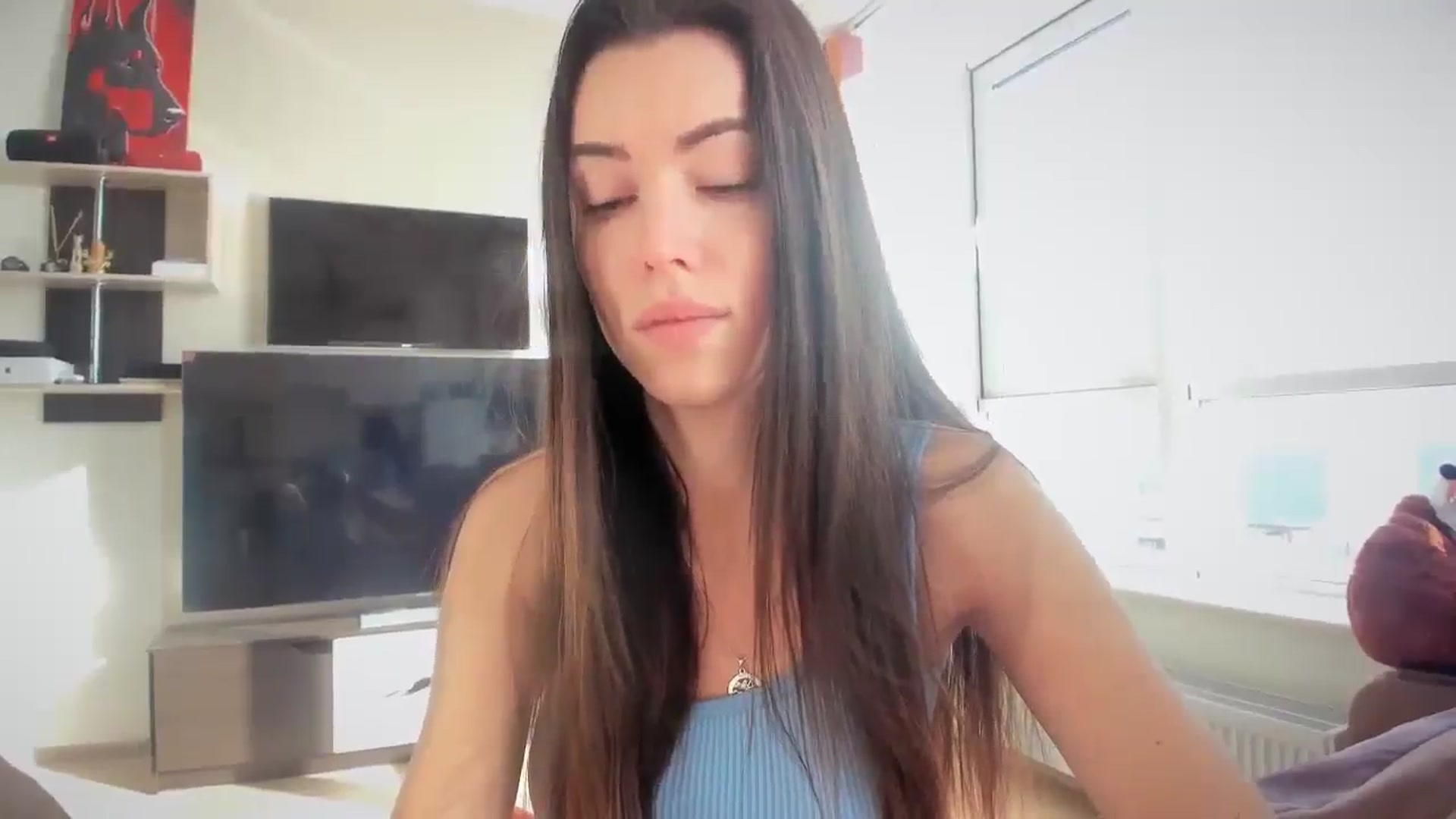 Gallery image thumbnail from laurensaenz's myfreecams stream on, 03/18/2025, 06:49 image 3 of 20