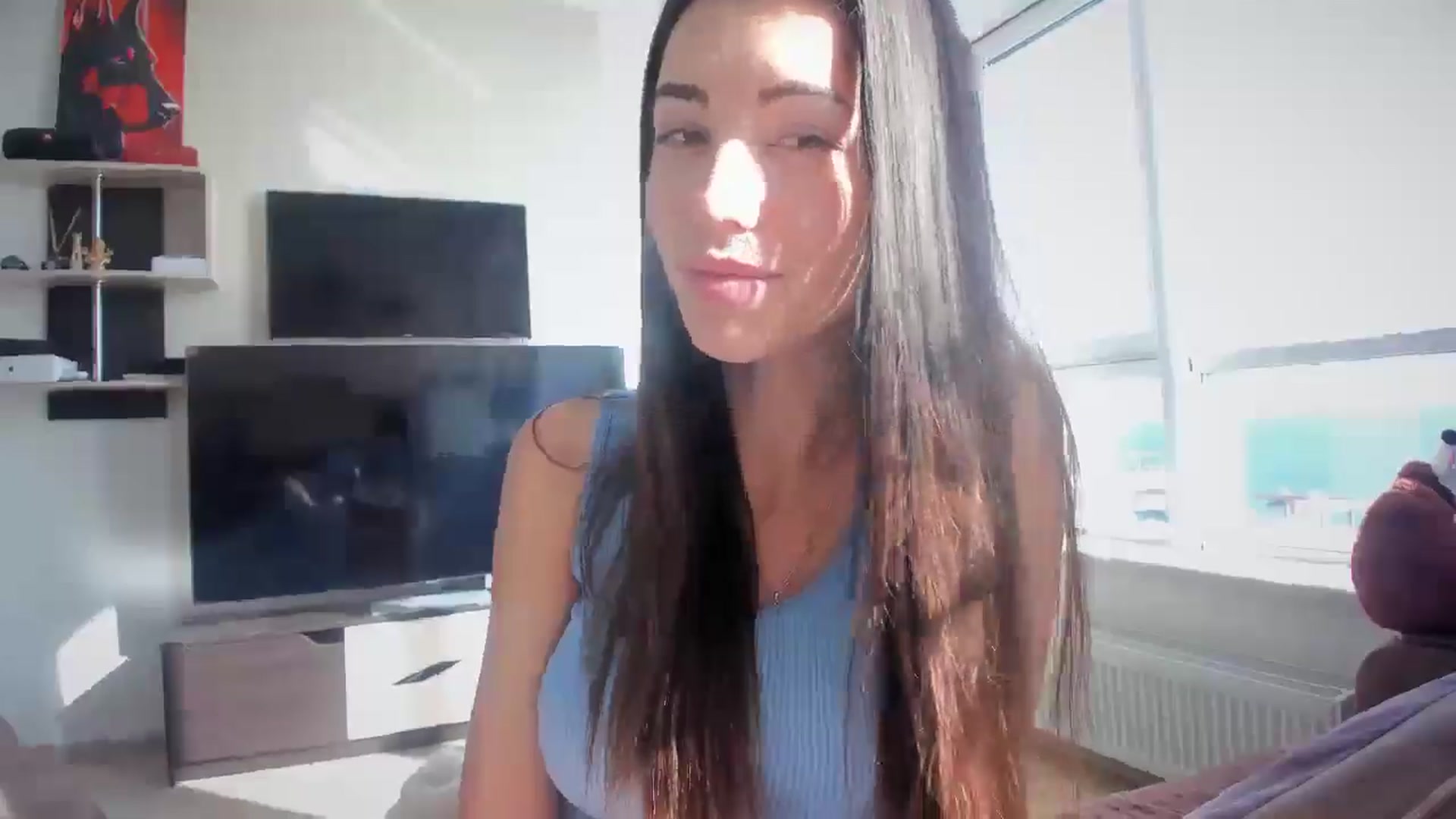 Gallery image thumbnail from laurensaenz's myfreecams stream on, 03/18/2025, 06:49 image 19 of 20