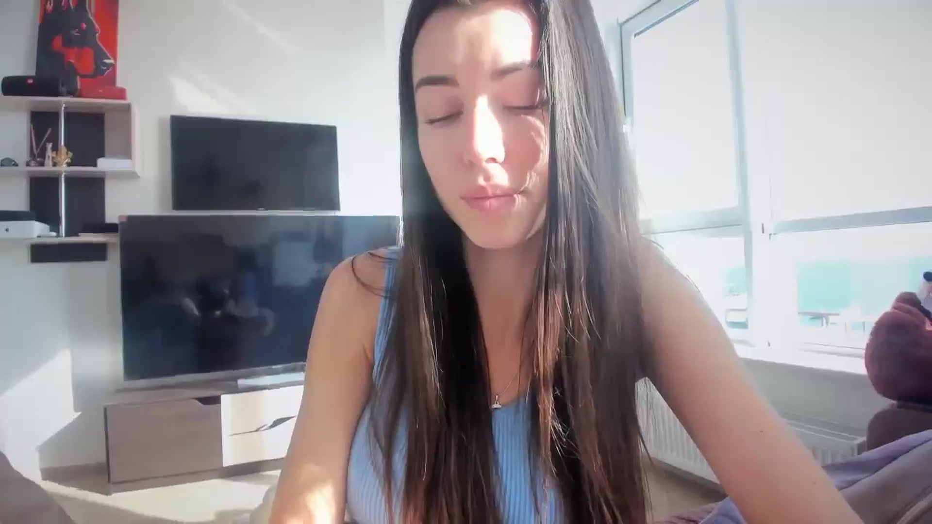 Gallery image thumbnail from laurensaenz's myfreecams stream on, 03/18/2025, 06:49 image 14 of 20
