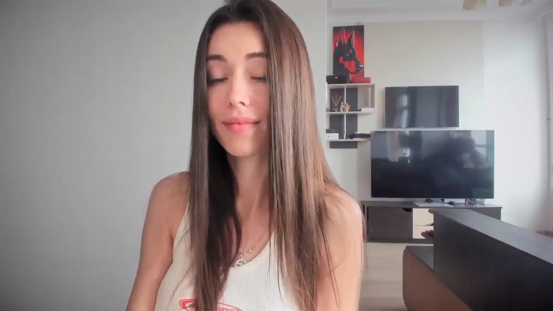 Gallery image thumbnail from laurensaenz's myfreecams stream on, 03/23/2025, 08:11 image 17 of 20