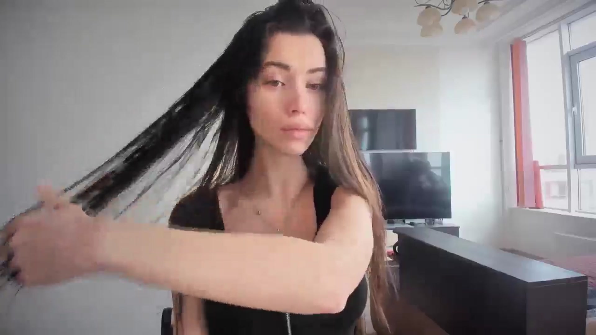 Gallery image thumbnail from laurensaenz's myfreecams stream on, 03/26/2025, 07:17 image 4 of 20