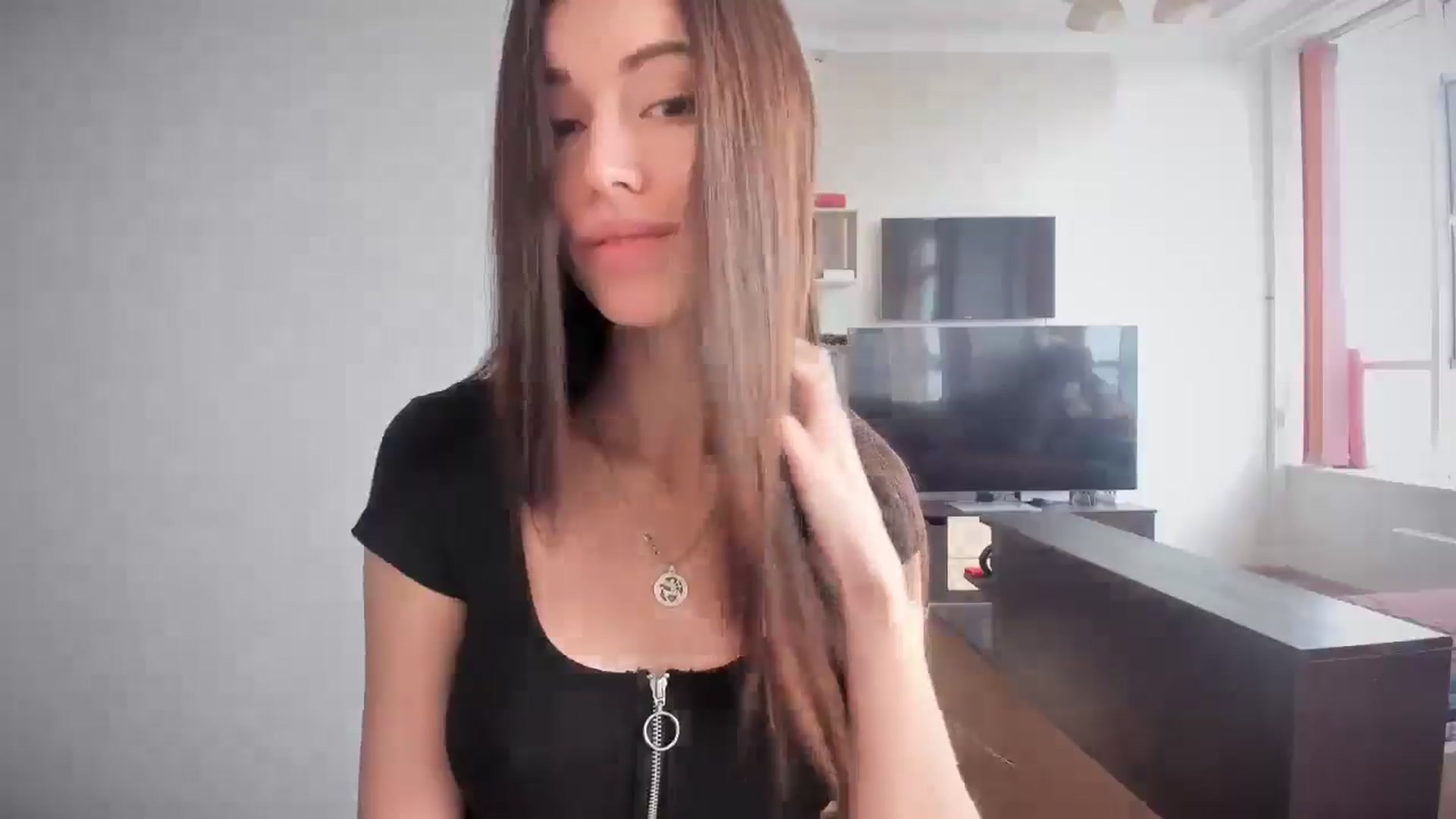 Gallery image thumbnail from laurensaenz's myfreecams stream on, 03/26/2025, 08:09 image 12 of 20
