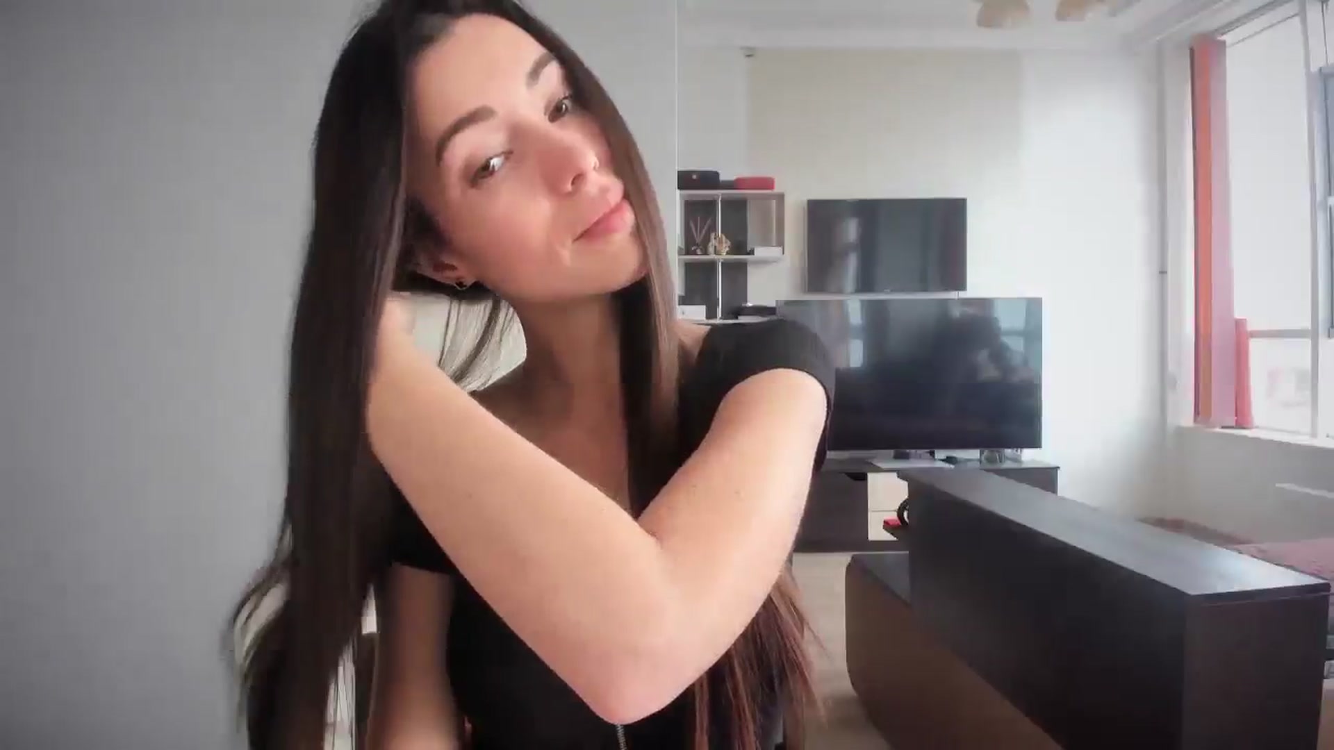 Gallery image thumbnail from laurensaenz's myfreecams stream on, 03/26/2025, 08:09 image 6 of 20
