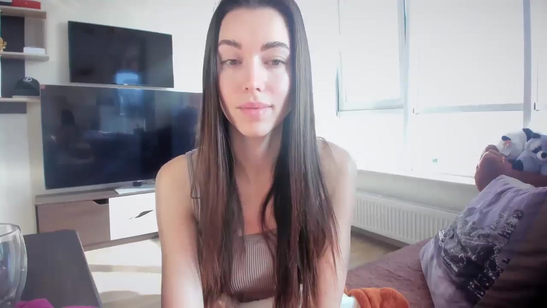 Gallery image thumbnail from laurensaenz's myfreecams stream on, 04/01/2025, 06:51 image 11 of 20