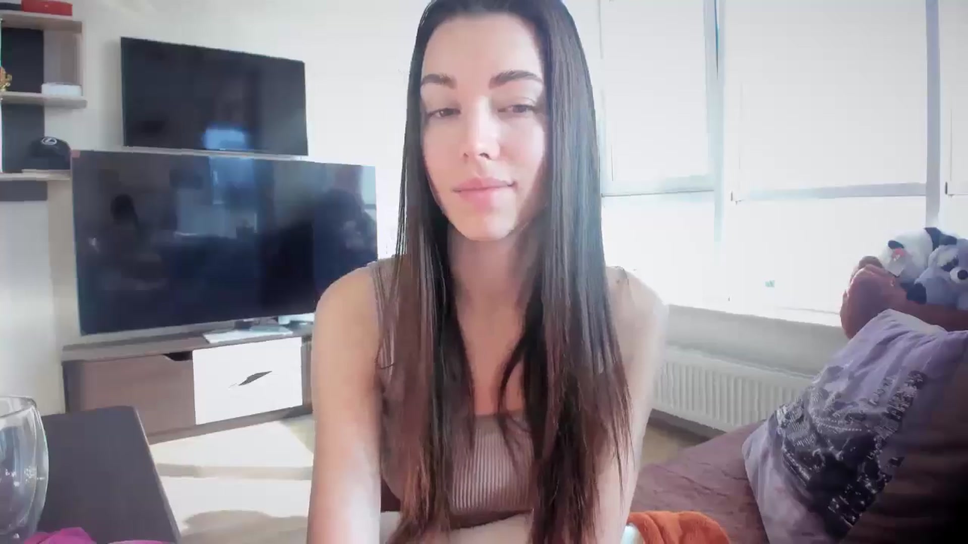 Gallery image thumbnail from laurensaenz's myfreecams stream on, 04/01/2025, 06:51 image 12 of 20