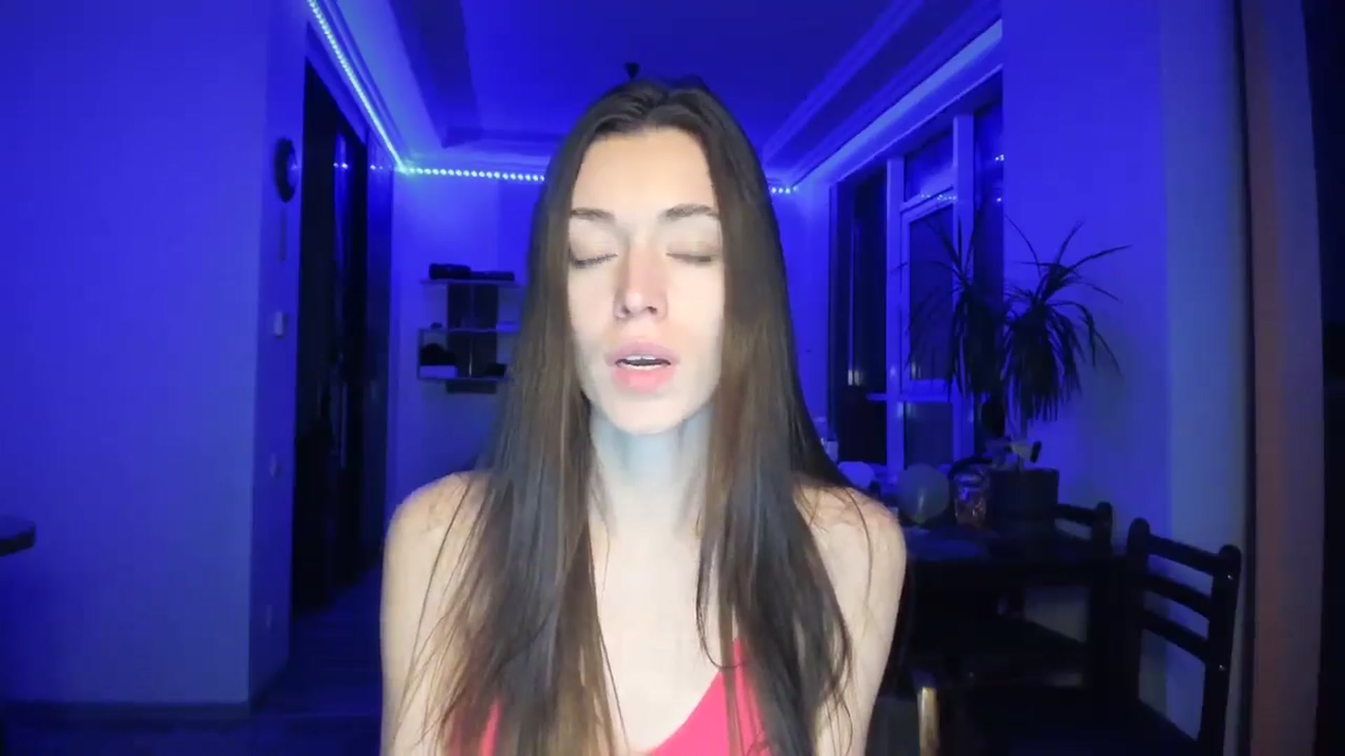 Gallery image thumbnail from laurensaenz's myfreecams stream on, 04/13/2025, 19:54 image 13 of 20