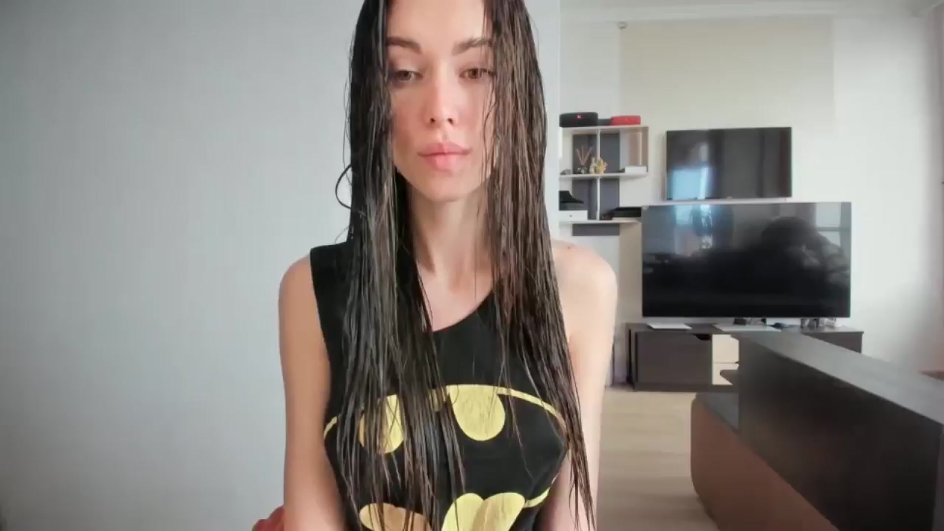 Gallery image thumbnail from laurensaenz's myfreecams stream on, 04/15/2025, 06:32 image 1 of 20