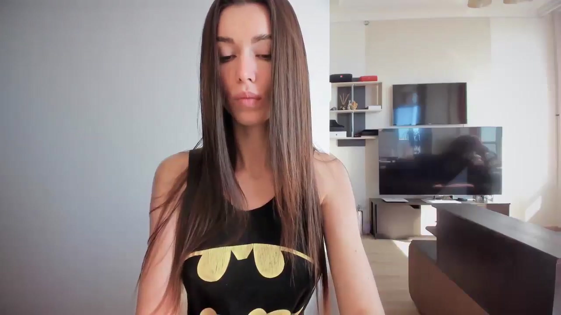 Gallery image thumbnail from laurensaenz's myfreecams stream on, 04/15/2025, 07:44 image 5 of 20