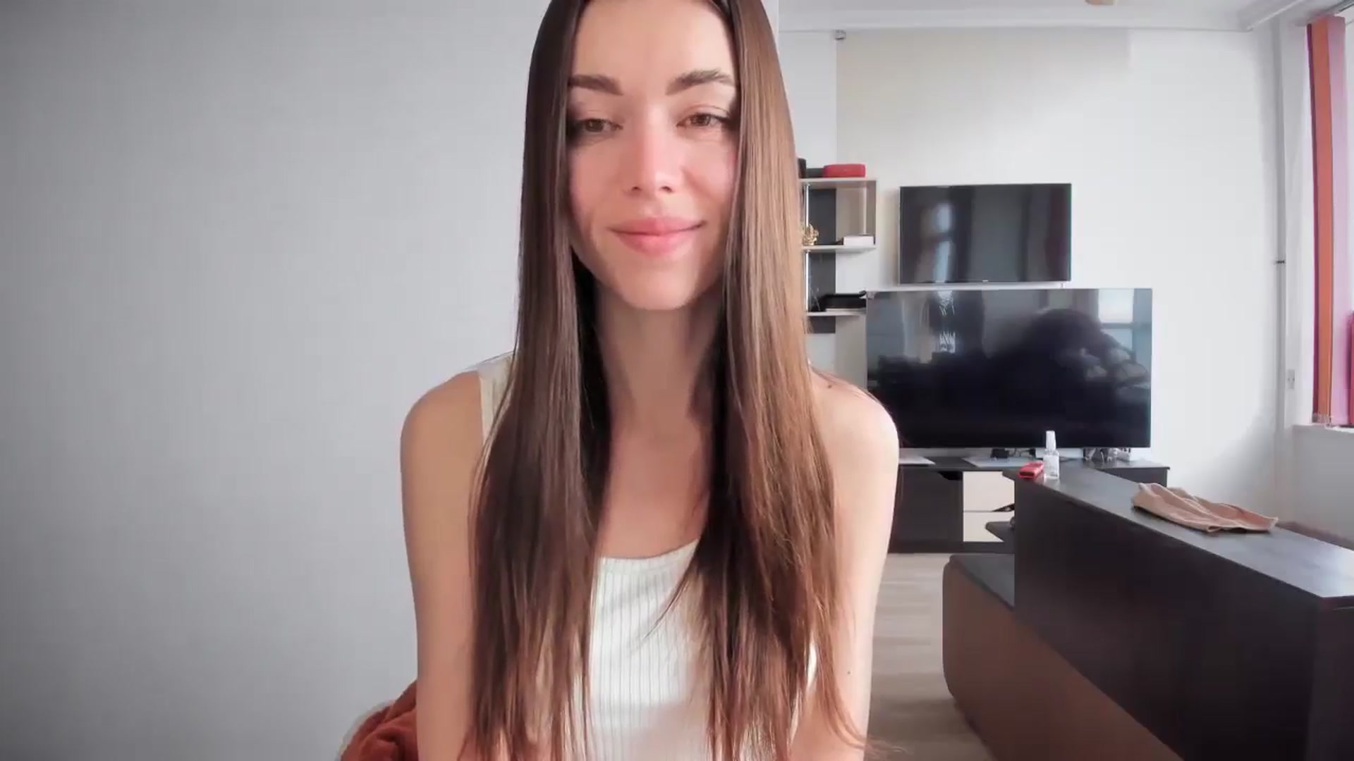 Gallery image thumbnail from laurensaenz's myfreecams stream on, 04/16/2025, 06:15 image 10 of 20